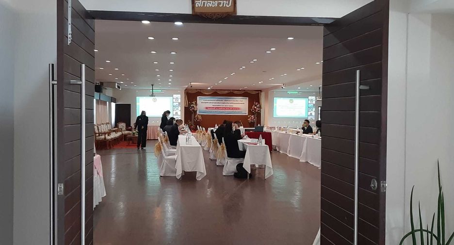 For sale 80 bedrooms hotel in Mueang Sakon Nakhon, Sakon Nakhon