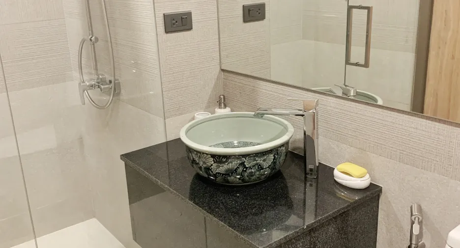 For sale 2 bedrooms apartment in Mueang Phuket, Phuket