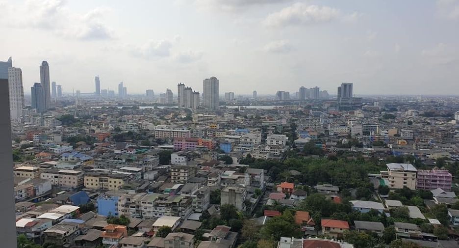 Condo en venta de 2 habitaciones en Khlong San, Bangkok