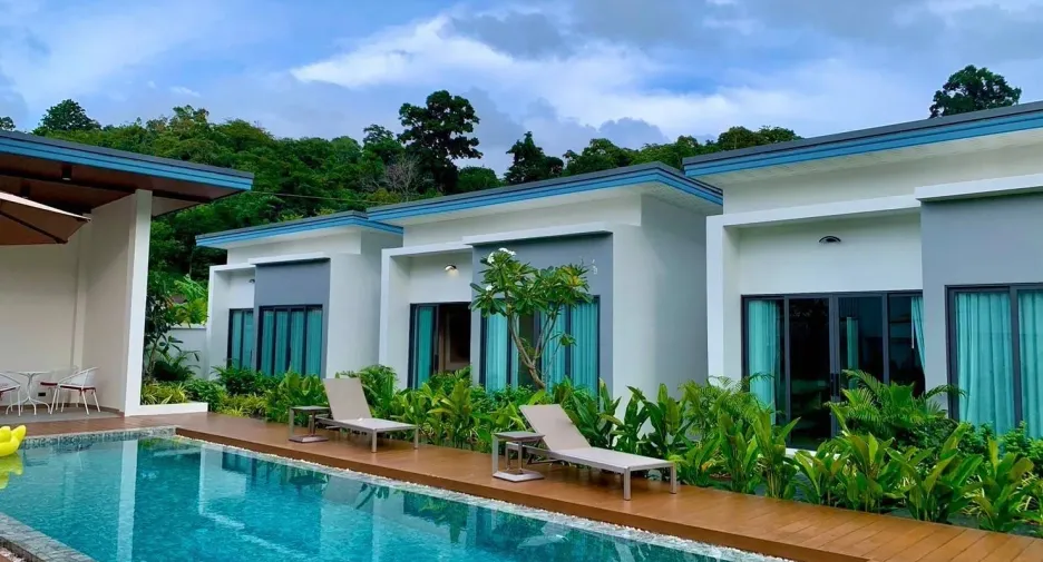 Villa en alquiler de 6 habitaciones en Kathu, Phuket