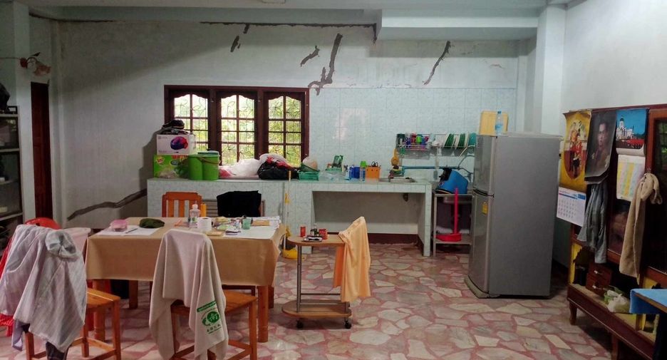 For sale 4 bedrooms house in Mueang Sukhothai, Sukhothai