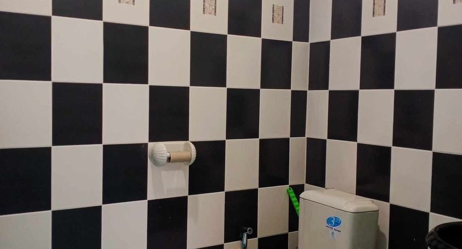 For sale 4 bedrooms house in Mueang Sukhothai, Sukhothai