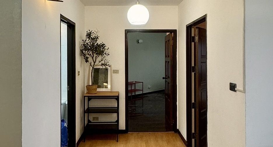 For sale and for rent 2 bedrooms condo in Bang Na, Bangkok