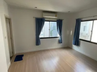 For sale and for rent 4 bedrooms townhouse in Bang Phli, Samut Prakan