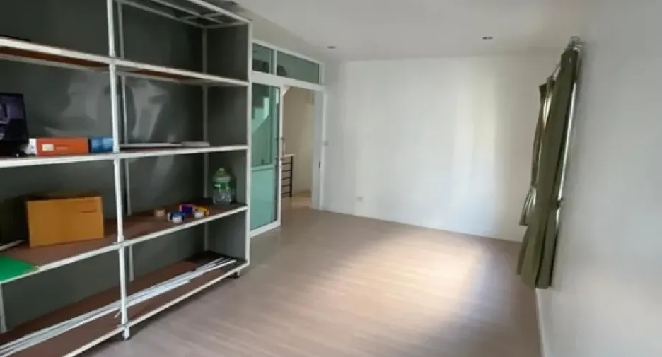 For sale そして for rent 4 ベッドルーム townhouse in Bang Phli, Samut Prakan