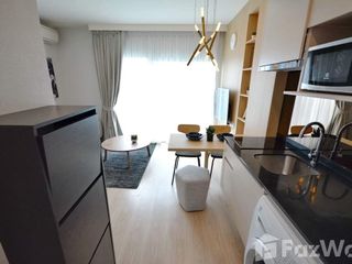 Condo en alquiler de 2 habitaciones en Huai Khwang, Bangkok