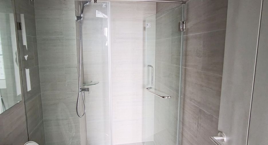For sale 1 bed condo in Mueang Rayong, Rayong