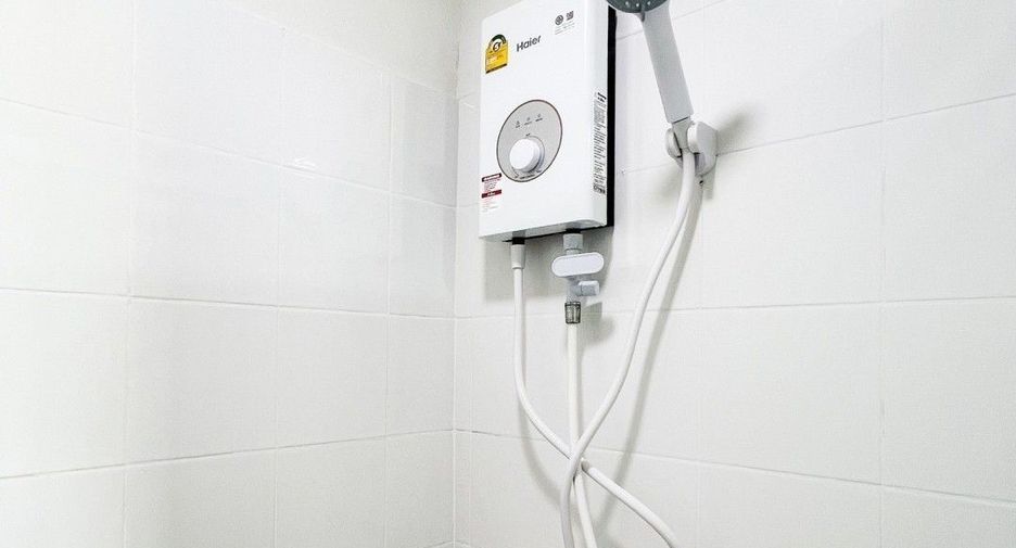 For sale 1 bed condo in Wang Thonglang, Bangkok