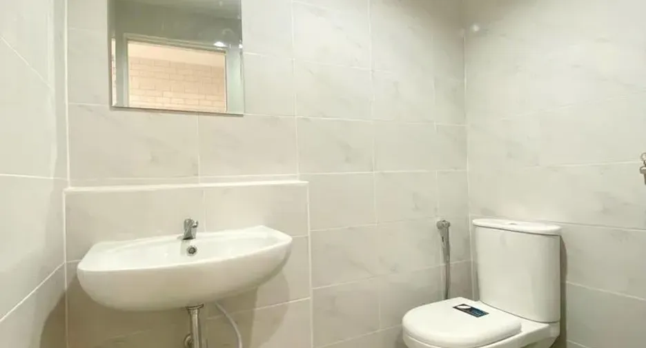 Casa adosada en venta de 3 habitaciones en Khlong Luang, Pathum Thani