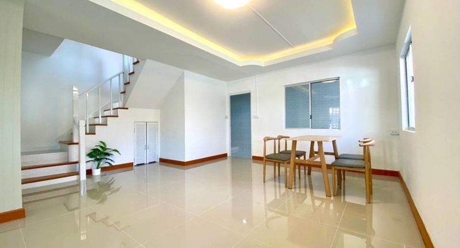 出售 3 卧室 联排别墅 在 Khlong Luang, Pathum Thani