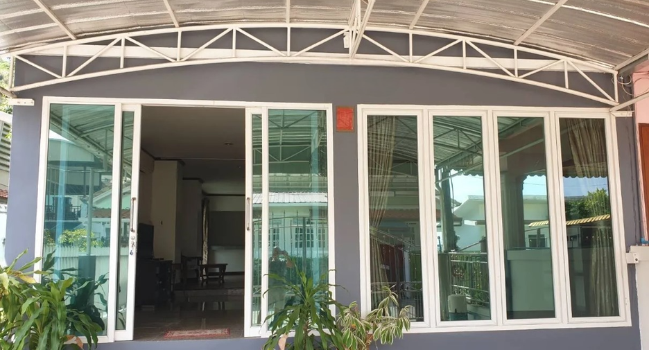 出租 2 卧室 联排别墅 在 Phuket Town, 普吉