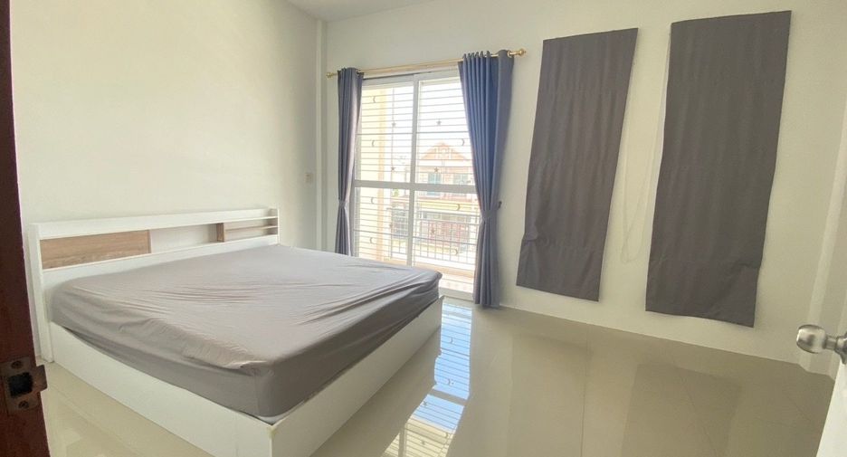 For sale 3 bedrooms townhouse in Mueang Phitsanulok, Phitsanulok