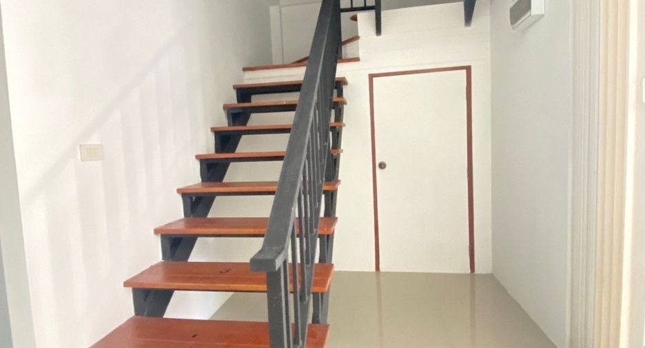 For sale 3 bedrooms townhouse in Mueang Phitsanulok, Phitsanulok