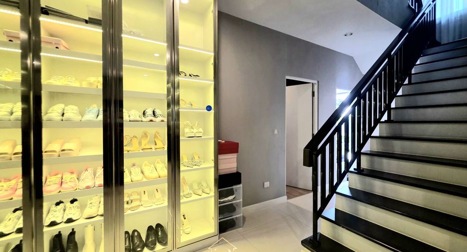 ขาย 4 ห้องนอน บ้านเดี่ยว ใน ปากเกร็ด, นนทบุรี