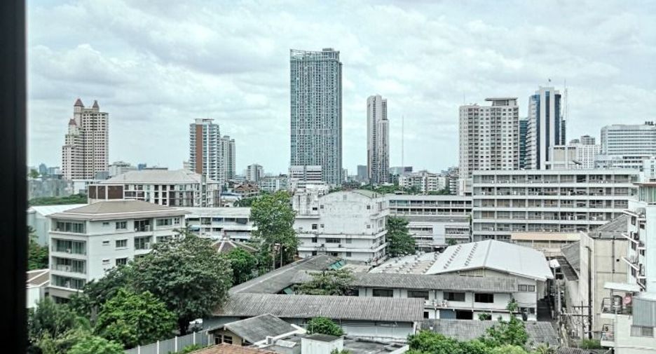 For sale 1 bed condo in Phaya Thai, Bangkok
