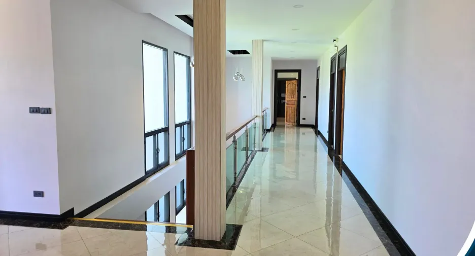 For sale 6 bedrooms house in Mueang Phitsanulok, Phitsanulok