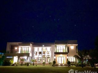 For sale 6 bedrooms house in Mueang Phitsanulok, Phitsanulok