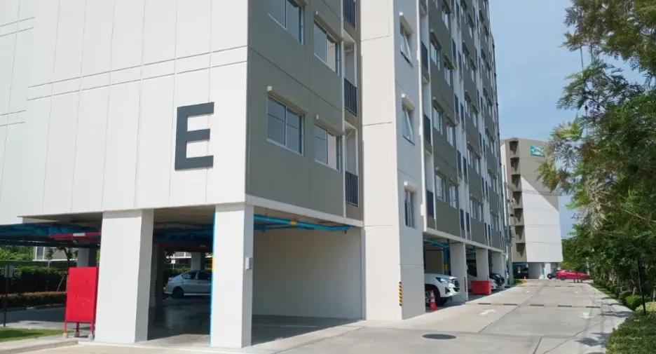 For rent and for sale 1 bed condo in Mueang Pathum Thani, Pathum Thani