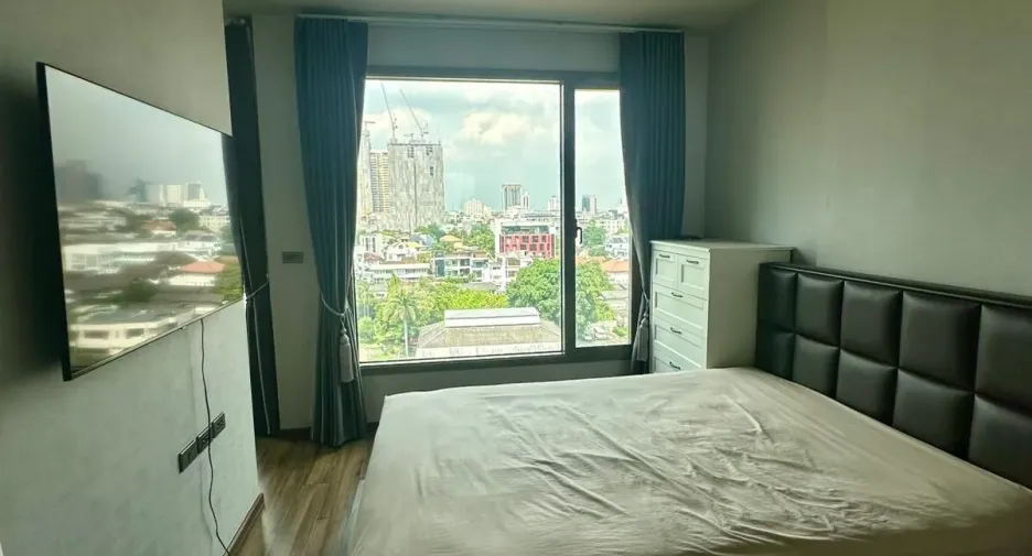 For sale 1 bed condo in Watthana, Bangkok