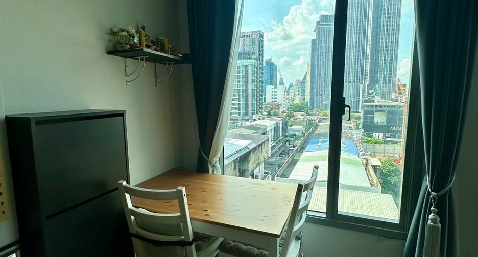 For sale 1 bed condo in Watthana, Bangkok