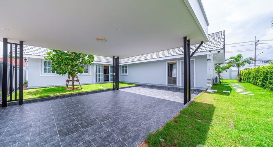 Haus zum Kauf mit 4 Zimmer in Ban Bueng, Chonburi