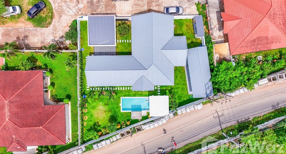 Haus zum Kauf mit 4 Zimmer in Ban Bueng, Chonburi