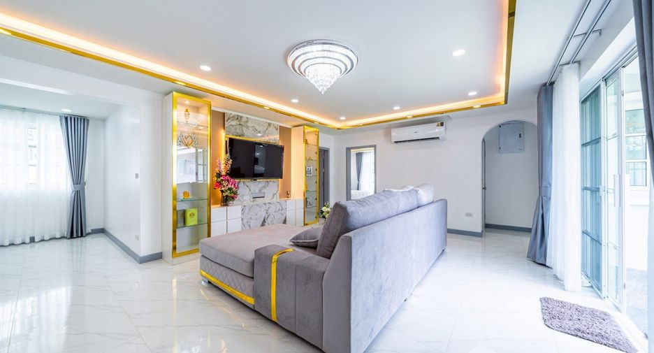 Haus zum Kauf mit 4 Zimmer in Ban Bueng, Chonburi