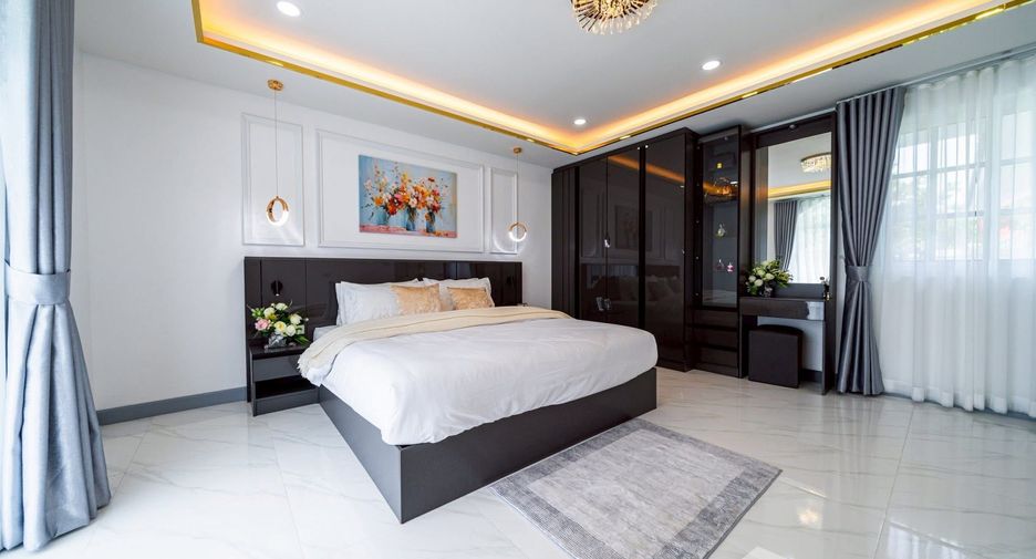 Haus zum Kauf mit 4 Zimmer in Ban Bueng, Chonburi
