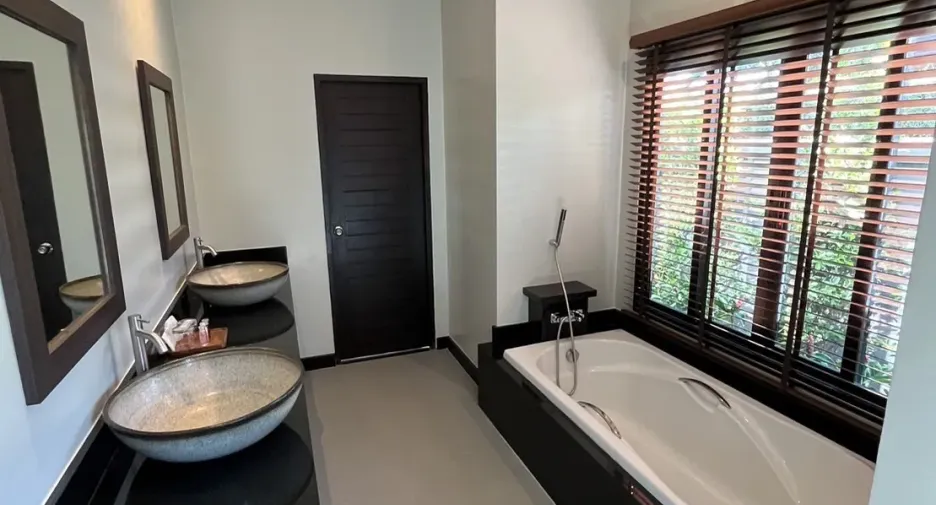 À louer 3 chambres villa à Mueang Phuket, Phuket