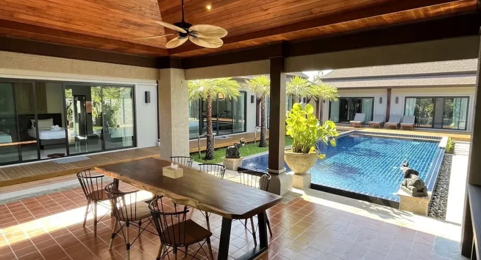 À louer 3 chambres villa à Mueang Phuket, Phuket