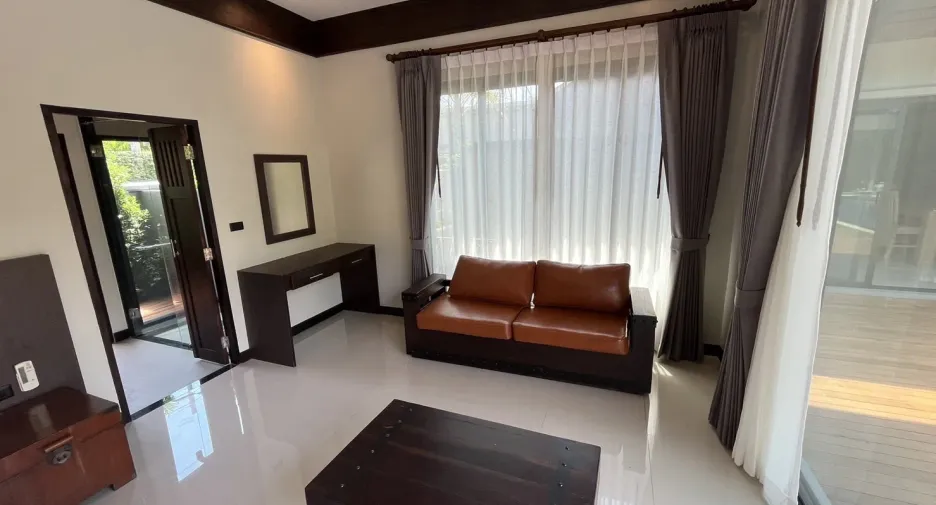 À louer 3 chambres villa à Mueang Phuket, Phuket
