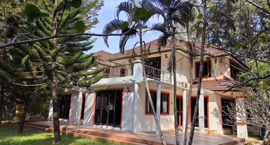 For sale 4 bedrooms villa in Hat Samran, Trang
