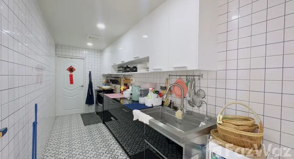 For sale 4 ベッドルーム house in Mueang Phuket, Phuket