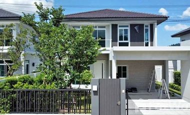 For sale 3 bedrooms villa in Mueang Phuket, Phuket