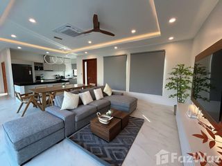 For sale そして for rent 4 ベッドルーム villa in Mueang Phuket, Phuket