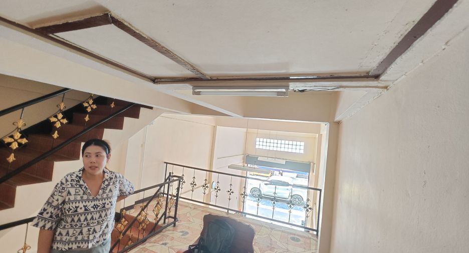 For sale 2 ベッドルーム townhouse in Uthai, Phra Nakhon Si Ayutthaya