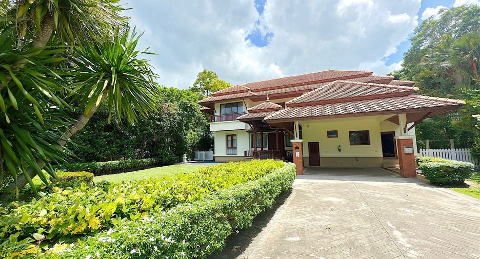 For rent 4 bedrooms villa in Thalang, Phuket