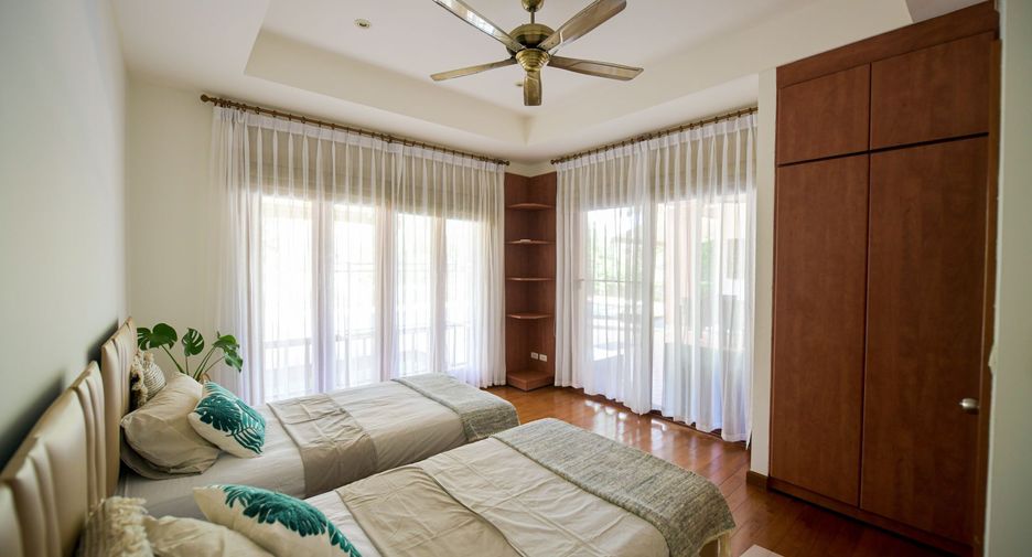 For rent 4 bedrooms villa in Thalang, Phuket