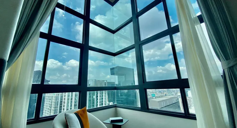 Condo en venta de 2 habitaciones en Huai Khwang, Bangkok