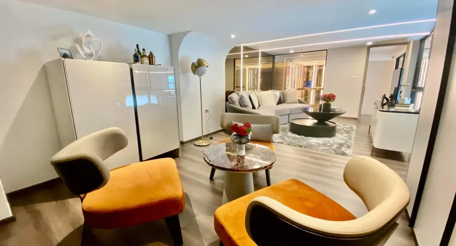 Condo en venta de 2 habitaciones en Huai Khwang, Bangkok