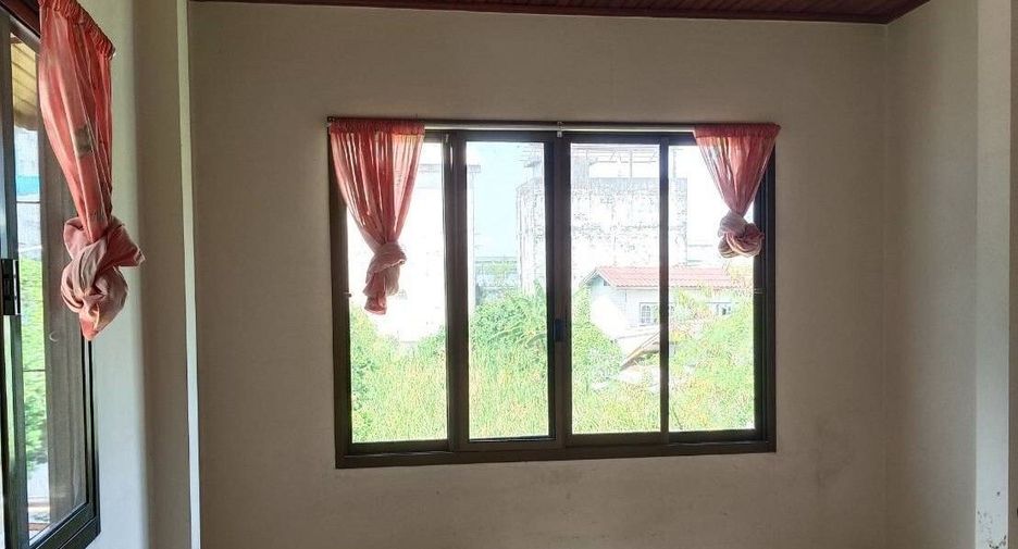 For sale 3 bedrooms house in Pak Phanang, Nakhon Si Thammarat