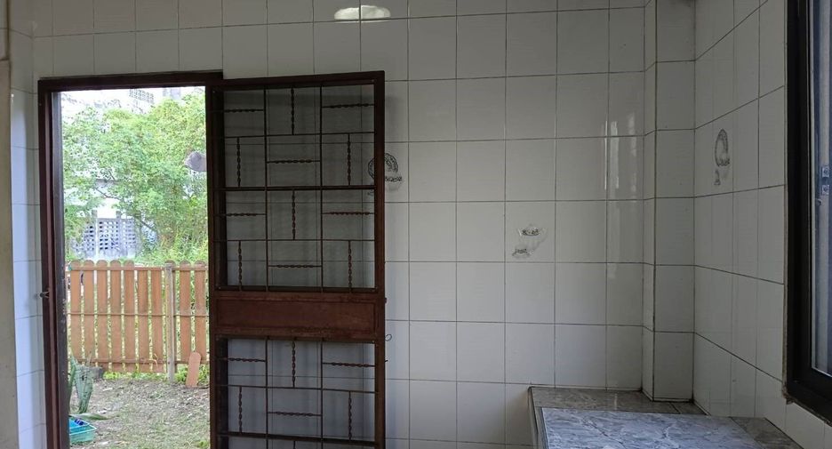 For sale 3 bedrooms house in Pak Phanang, Nakhon Si Thammarat