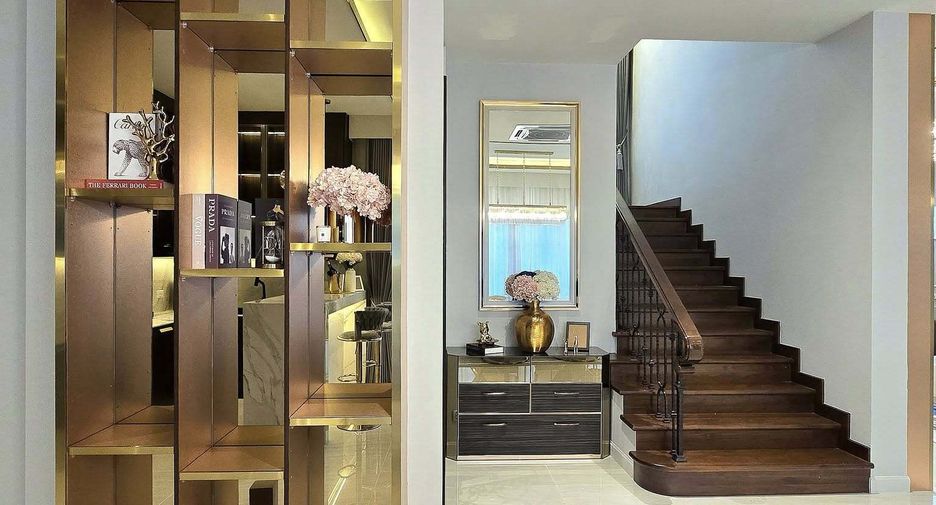 For sale and for rent 4 bedrooms villa in Lat Krabang, Bangkok
