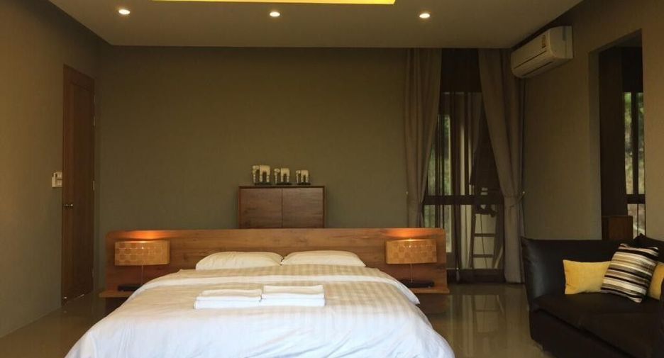 For rent 3 bedrooms house in Mueang Phuket, Phuket