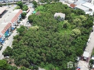 For sale land in Khan Na Yao, Bangkok