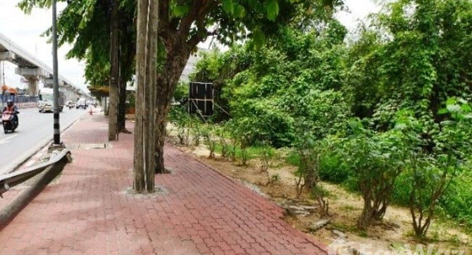 For sale land in Khan Na Yao, Bangkok