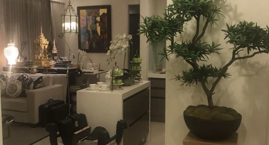 For sale 2 bedrooms condo in Pathum Wan, Bangkok