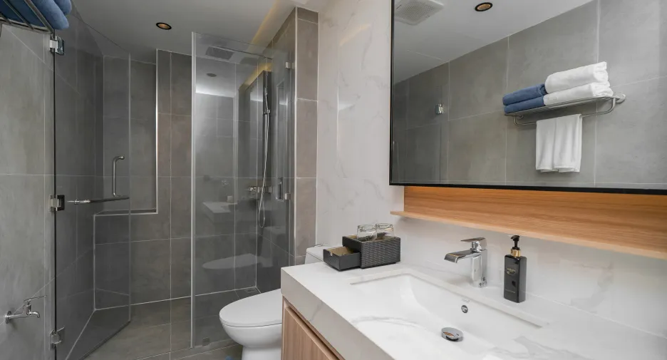 For sale 5 bedrooms villa in Mueang Phuket, Phuket