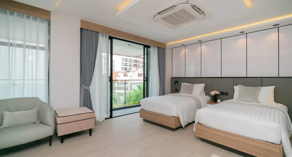 For sale 5 bedrooms villa in Mueang Phuket, Phuket