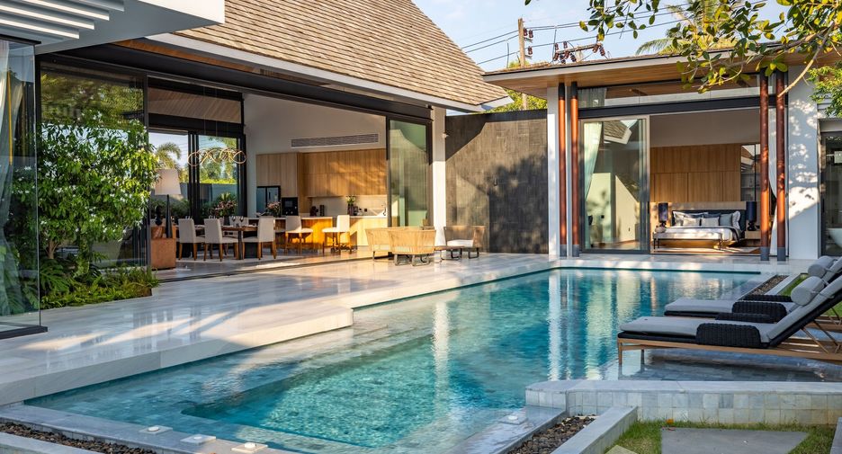 For sale 5 bedrooms villa in Thalang, Phuket